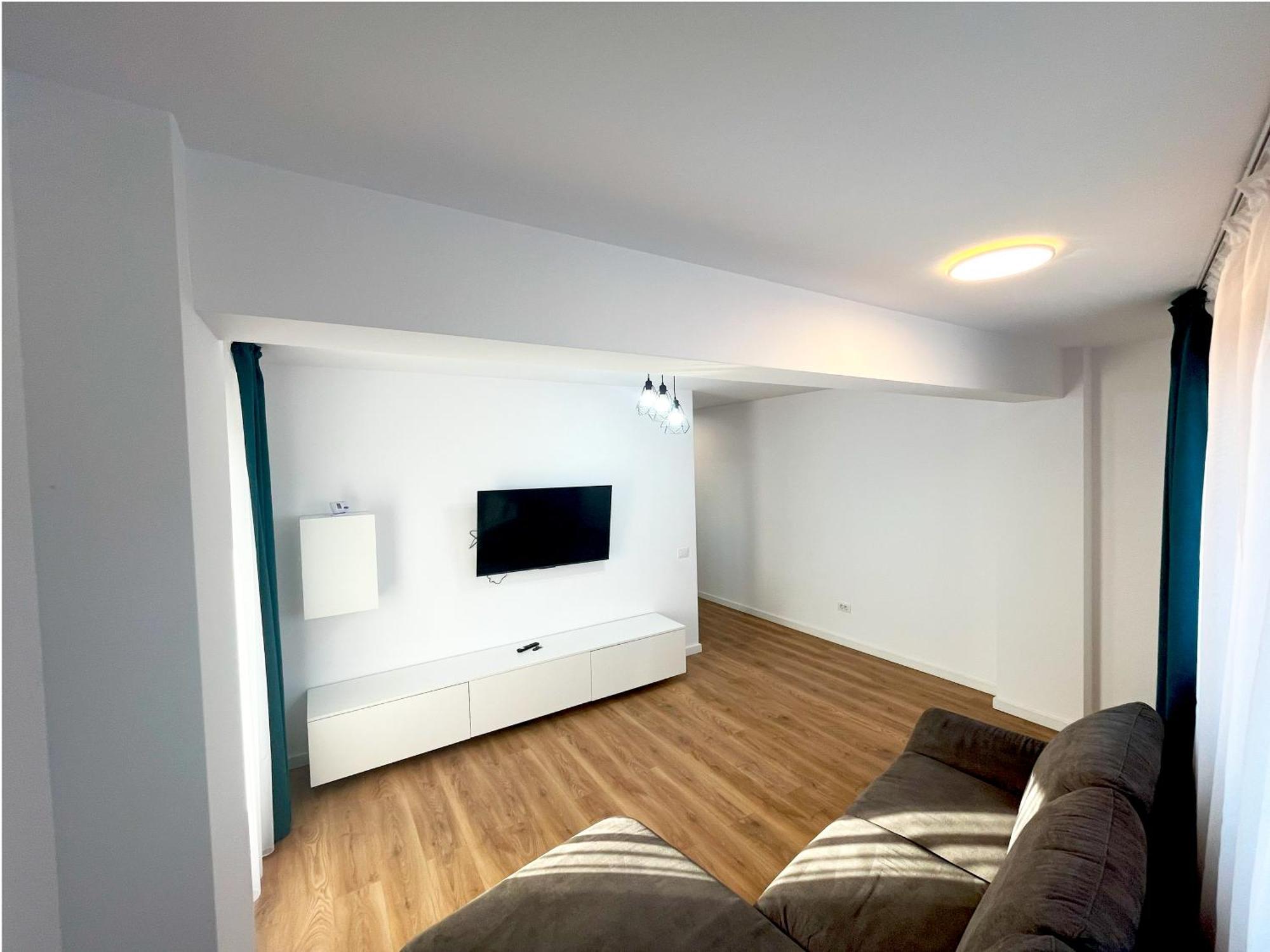 Confort Aparthotel Яш Екстериор снимка
