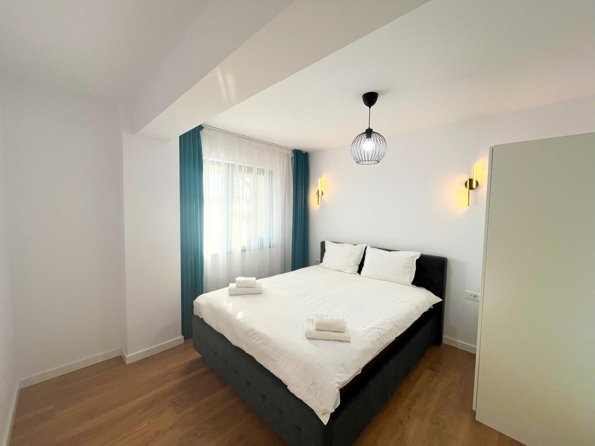 Confort Aparthotel Яш Екстериор снимка