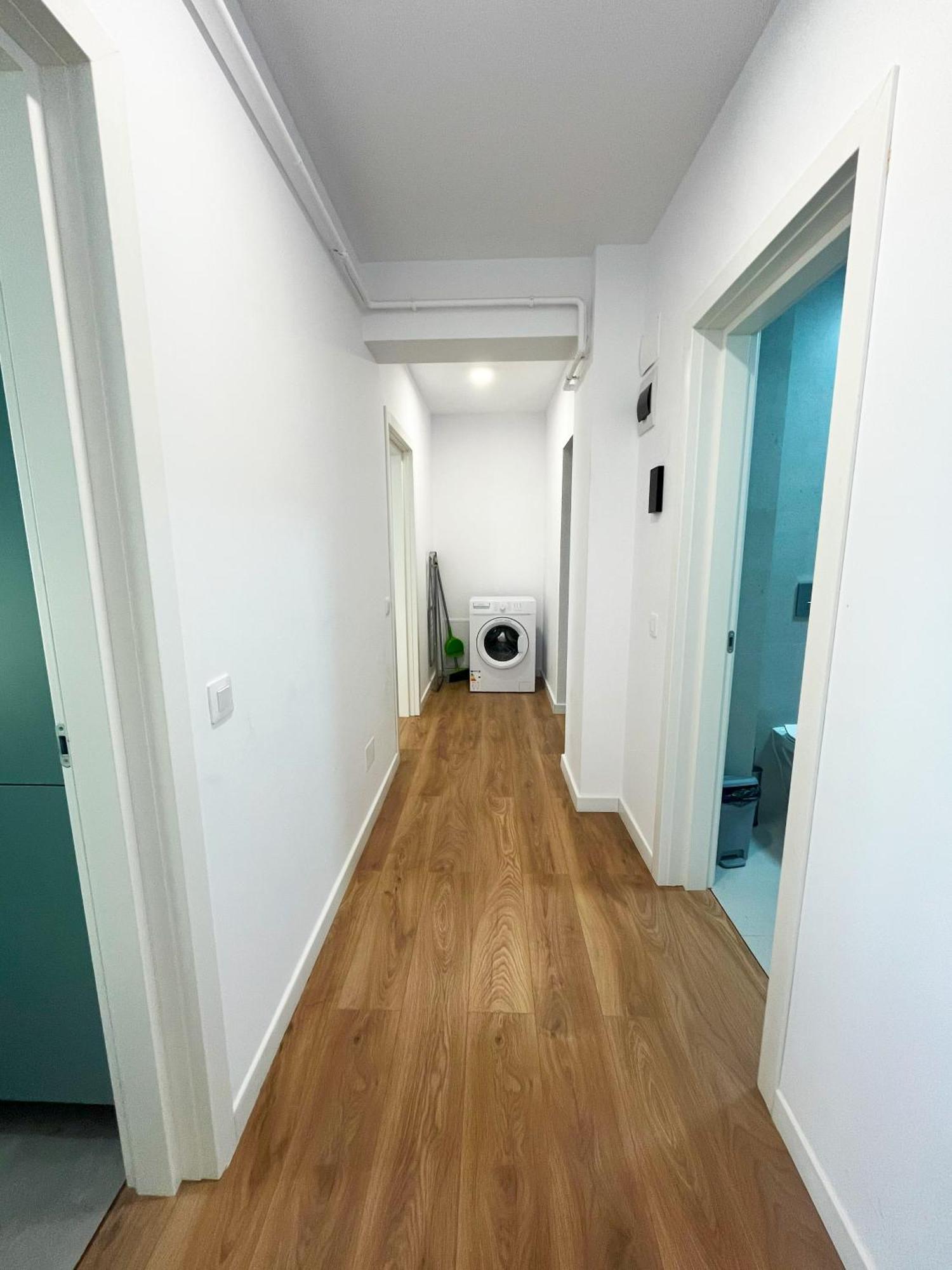 Confort Aparthotel Яш Екстериор снимка