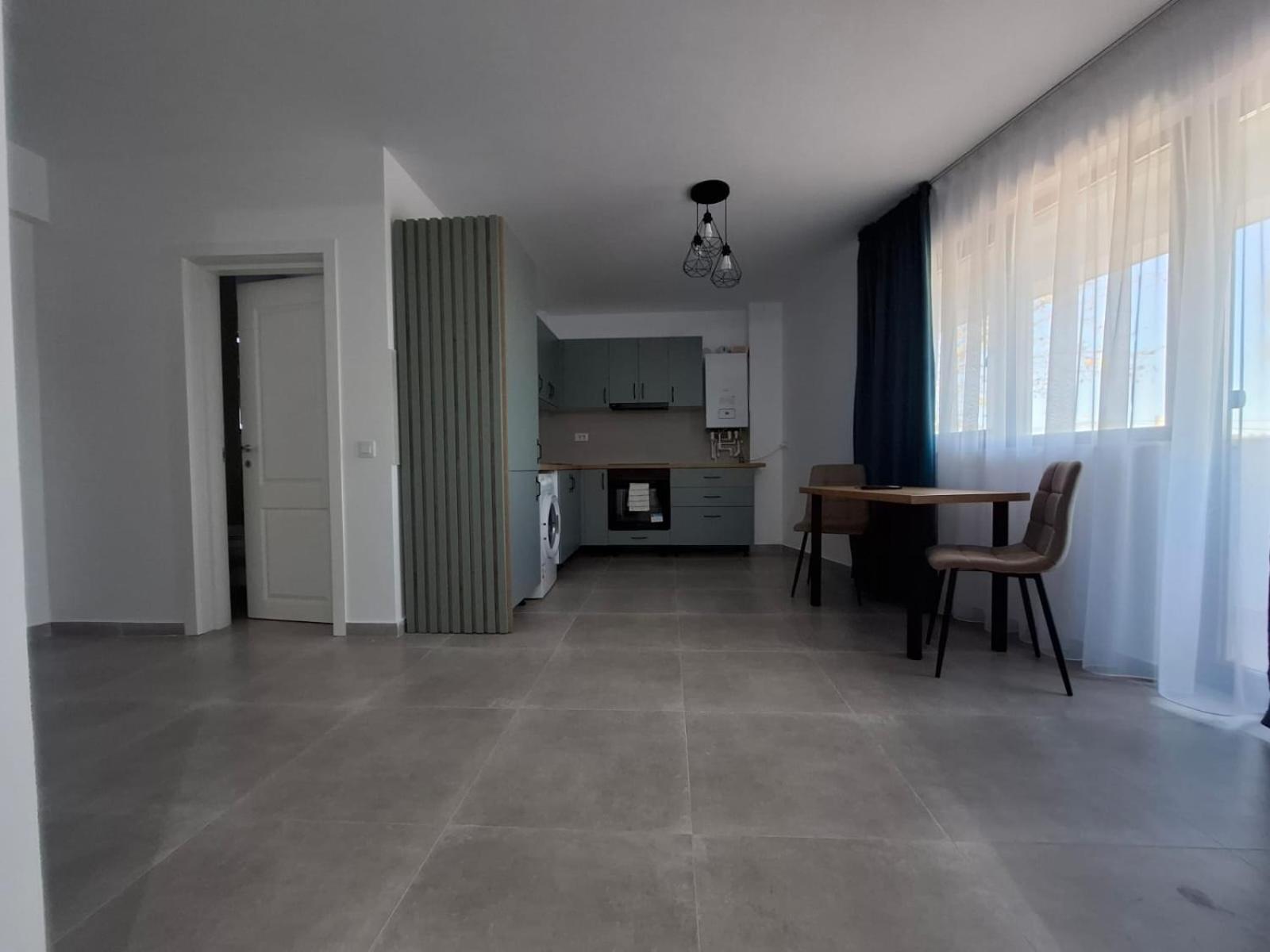 Confort Aparthotel Яш Екстериор снимка